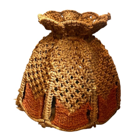 Handmade Retro Mid Century Mod Macrame Lamp Shade - Picture 1 of 7